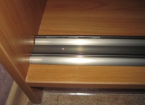 slankiojančios durys
